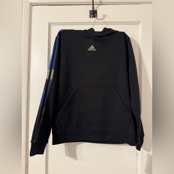 Adidas youth size Large Hoodie NWT - Picture 3 of 7
